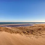 Apartment Au Bord De L'eau 50m De La Narbonne Plage