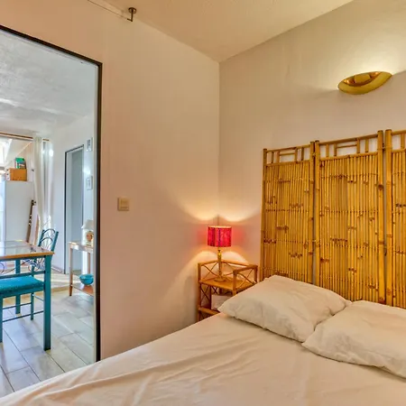 Au Bord De L'eau 50m De La Apartment