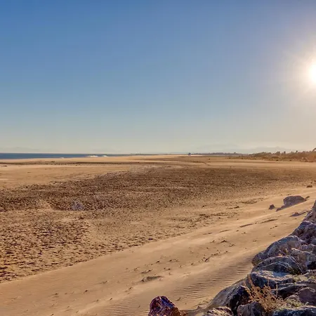 Au Bord De L'eau 50m De La アパート