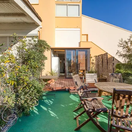 Apartment Au Bord De L'eau 50m De La Narbonne-Plage